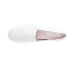 Triple Decker Canvas Daisy Embroidery Slip On