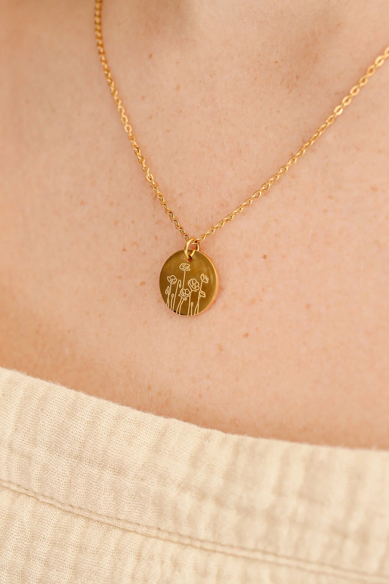Birth Flower Pendant Necklace